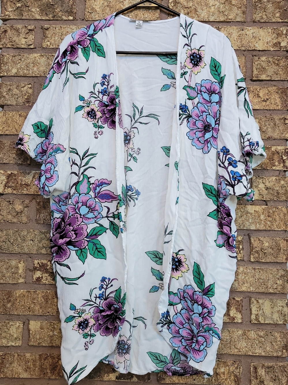 Moral Fiber White Floral Open Lightweight Kimono Size Small